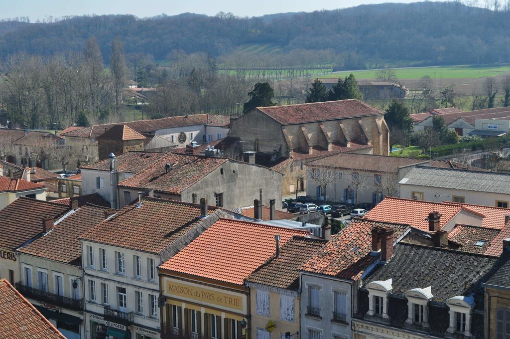 Hotel Le Loft Trie-sur-Baise Exterior foto